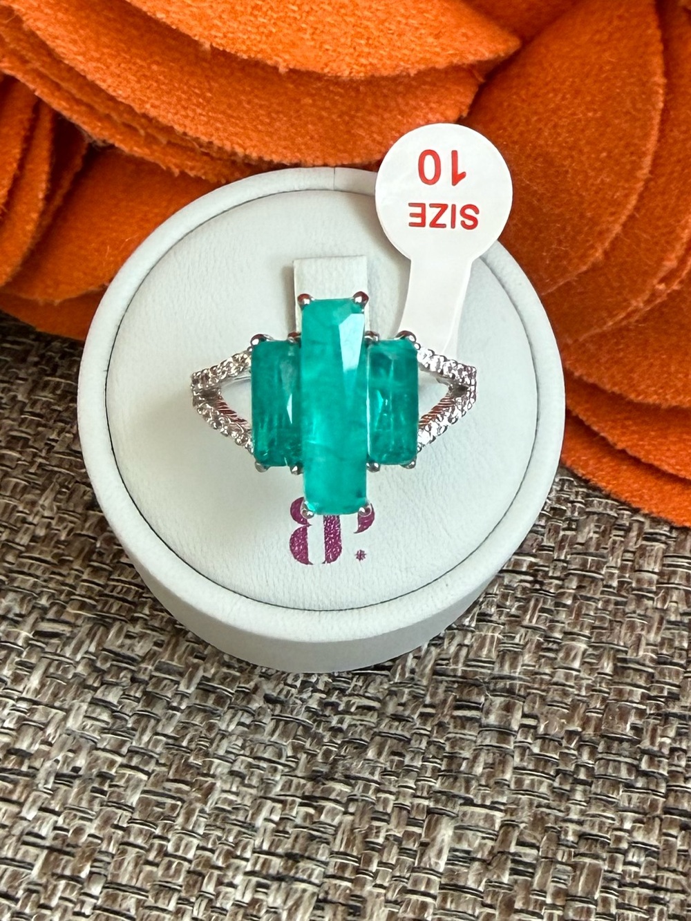 ❣️🆕Bomb Party Decide on a Reason Brazilian Emerald Fused w/ Genuine Quartz Ring